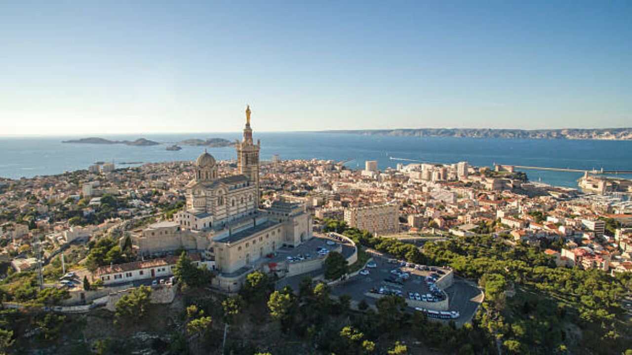 Air Serbia Marseille Office in France