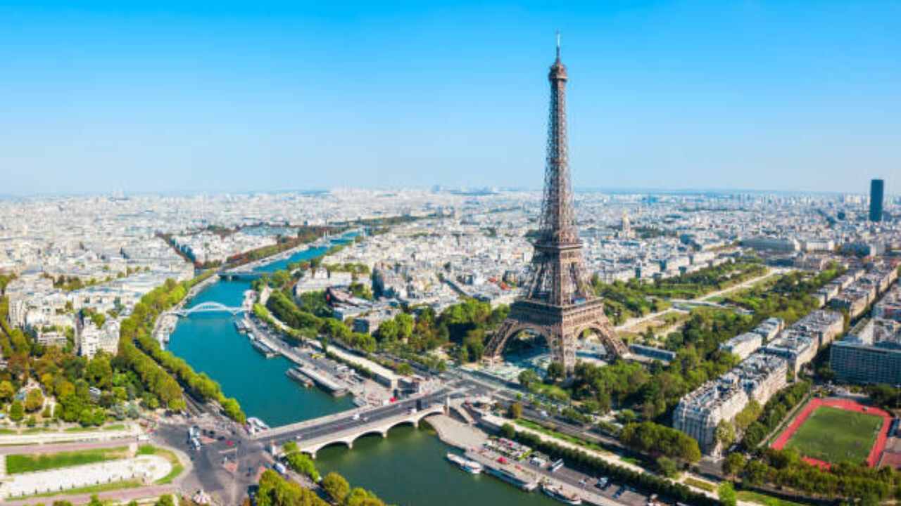 Air Serbia Paris Office in France