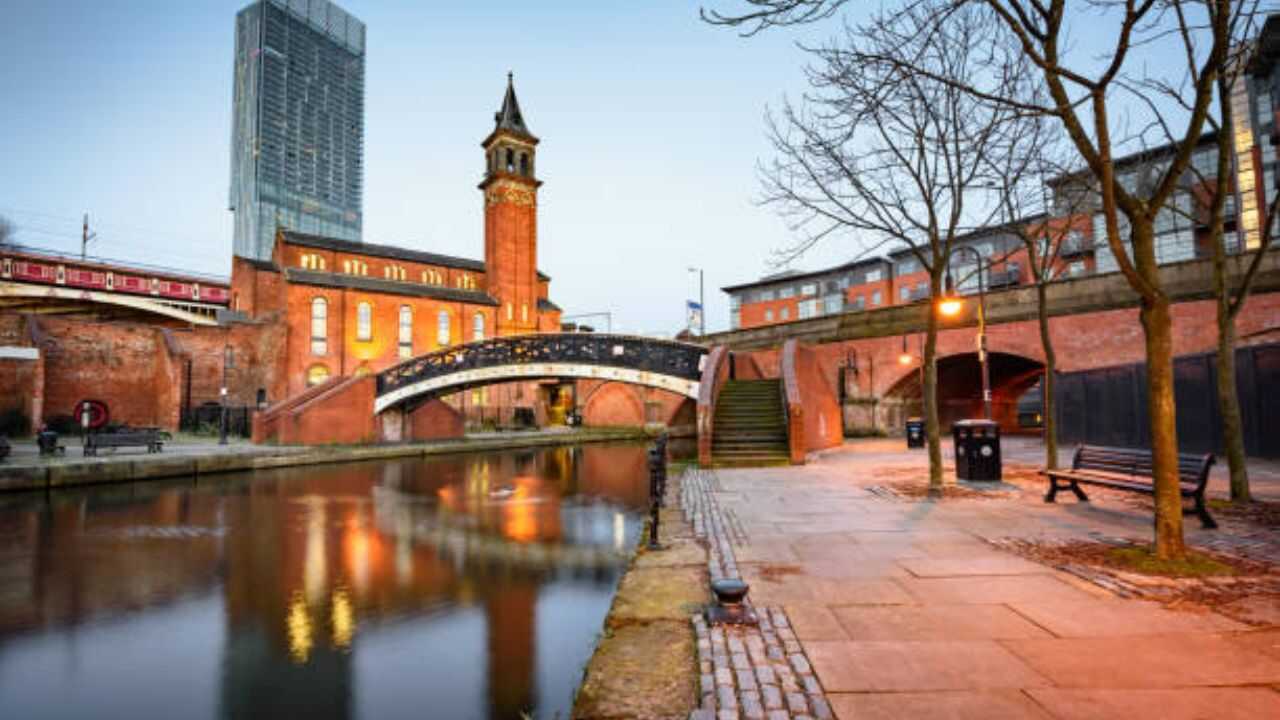 Cathay Pacific Manchester Office in United Kingdom
