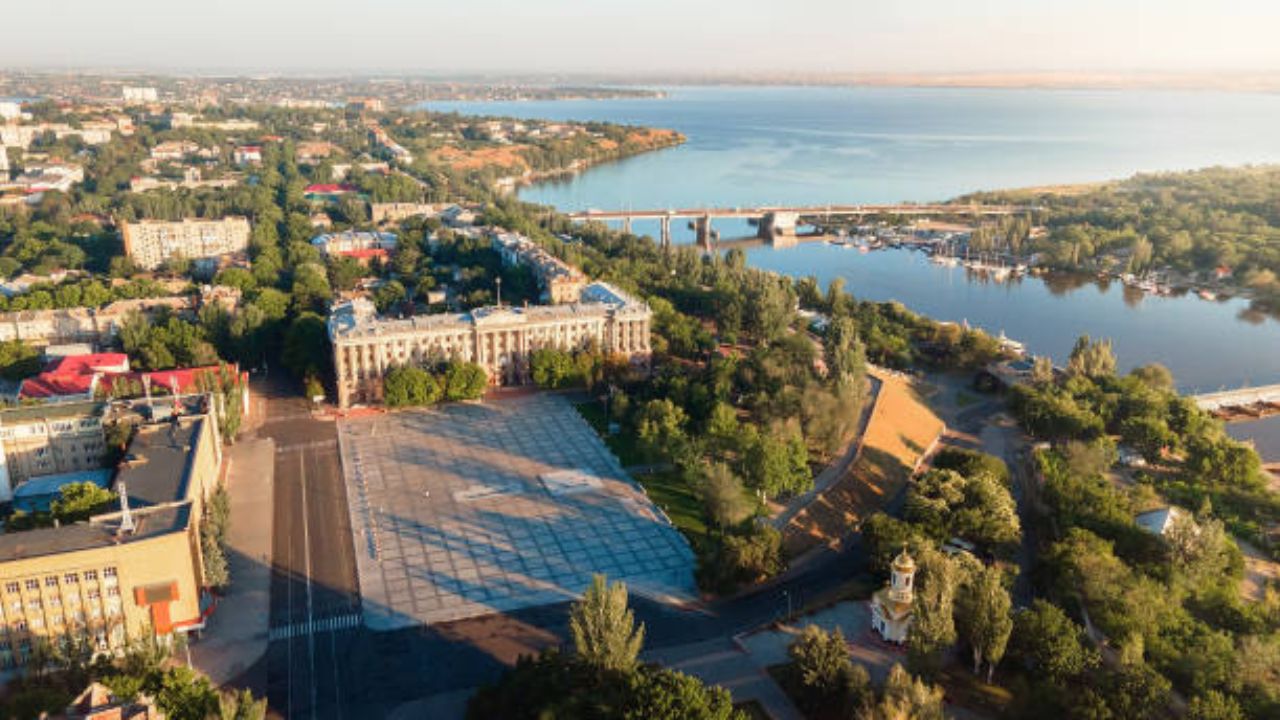SkyUp Airlines Office in Kherson, Ukraine