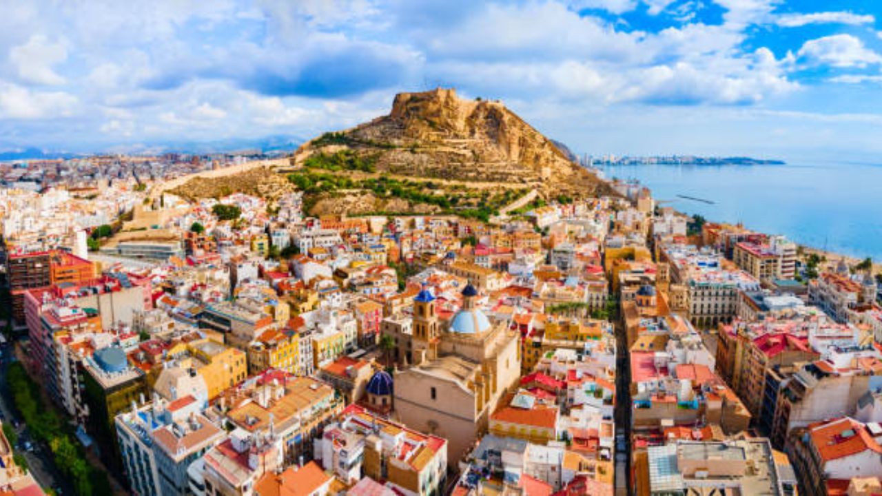 Ryanair Alicante Office in Spain
