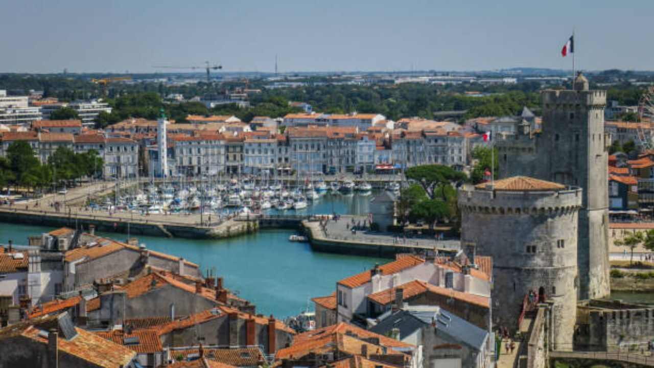 Ryanair La Rochelle Office in France