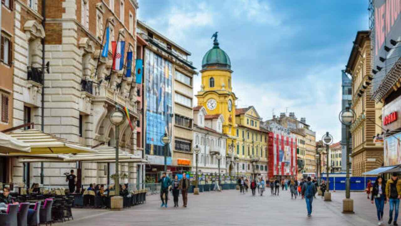 Ryanair Split Office in Croatia