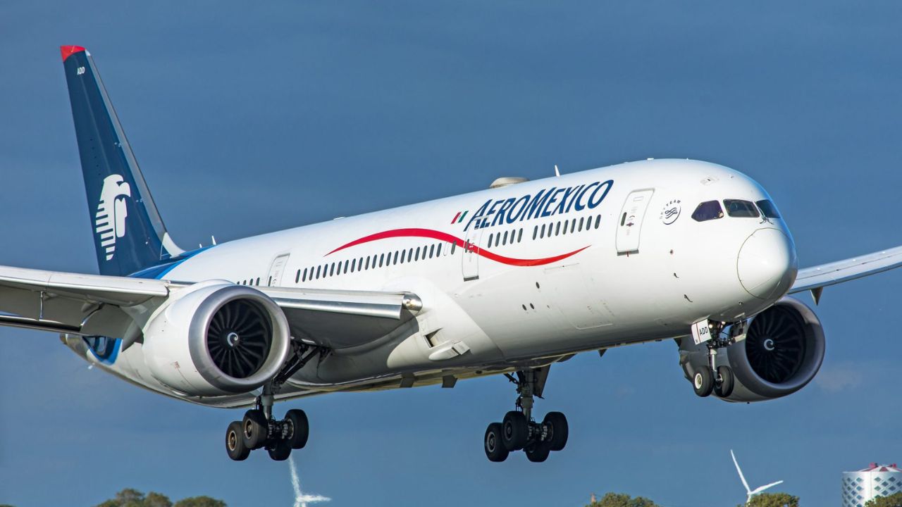 Is Aeromexico a Good Airline? [Reliability, Safety, and Reviews]